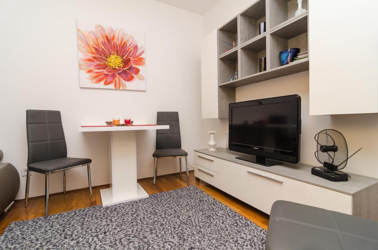 Apartment Adea ดูบรอฟนิก ภายนอก รูปภาพ